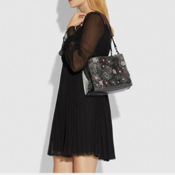 ** SOLD ** Coach 1941 Rogue 25 W Crystal Tea Rose - Picture 7 of 7